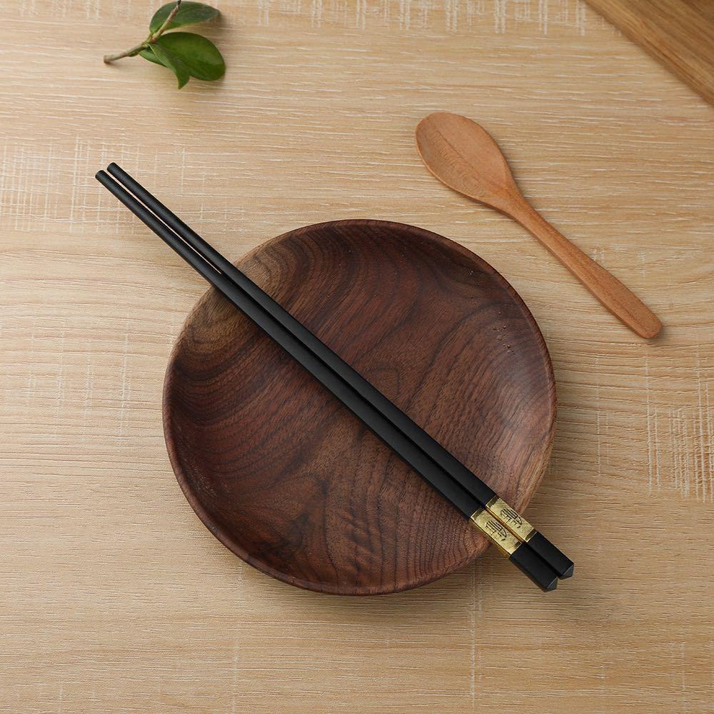 Chinese dishes and chopsticks