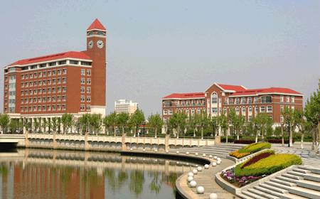 Campus-landscape-of-Shanghai-Jiaotong-University