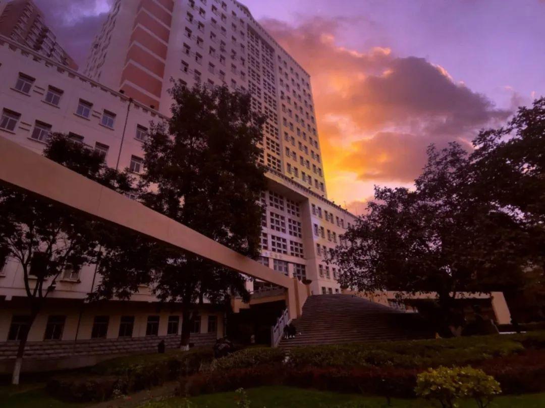 Sunset-of-Lanzhou-University-of-Technology