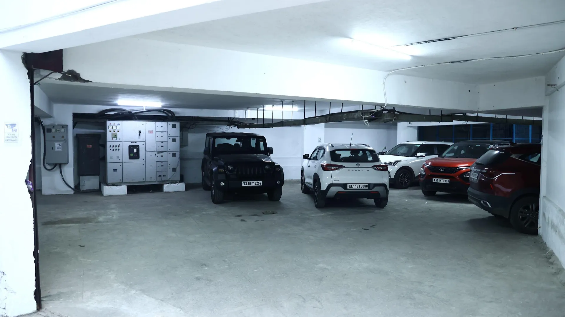 Staying Near Bangalore Central Mall: 15 Family Hotels Compared