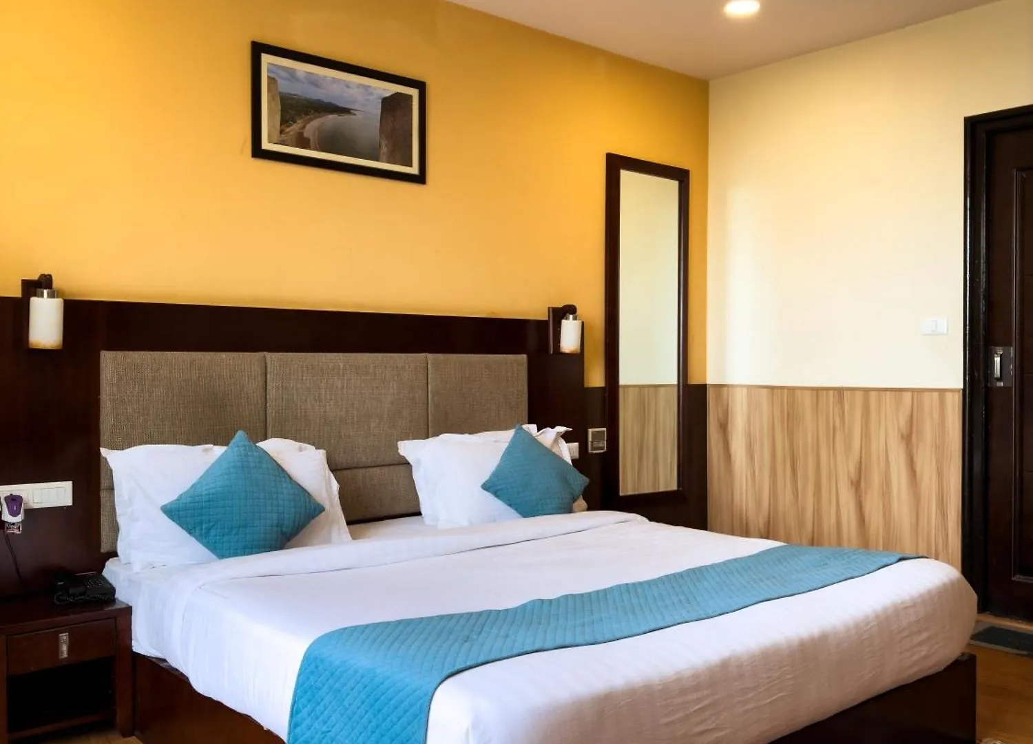 Where to Stay Near Sajjangarh Fort: 13 Best Business Hotels