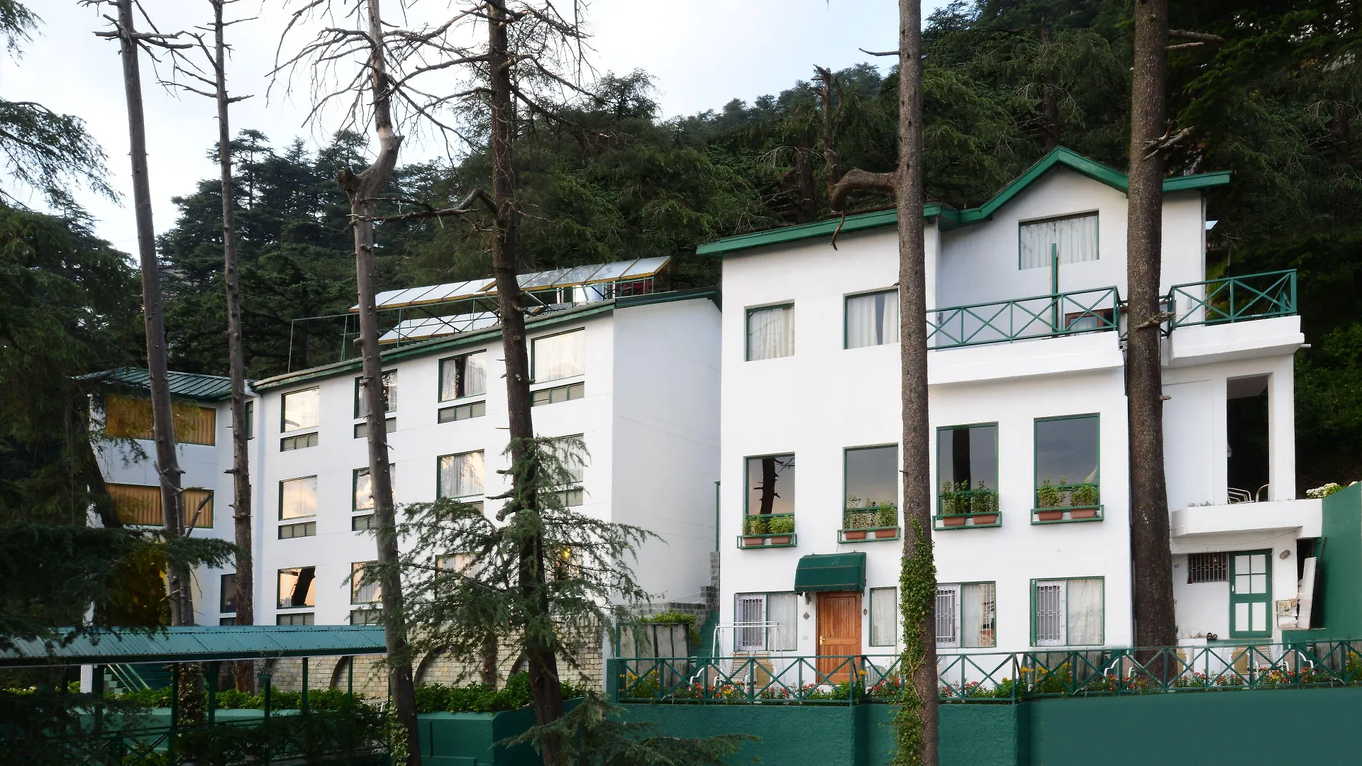 9 Spa Hotels Near The Ridge, Shimla Worth Booking