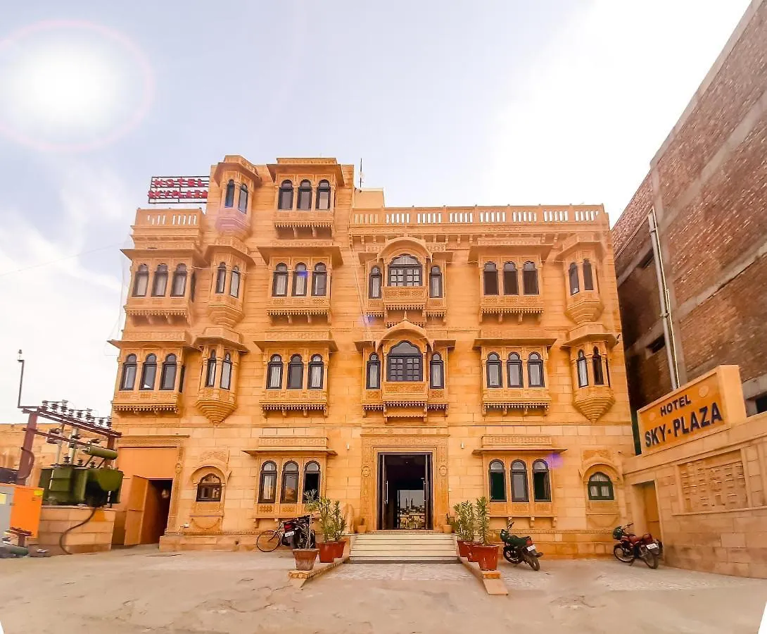 5 Central Hotels Near Salim Singh Ki Haveli Worth Booking