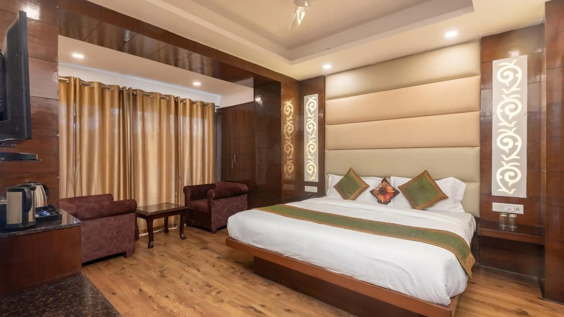 11 Central Hotels Near Christ Church, Mussoorie Worth Booking