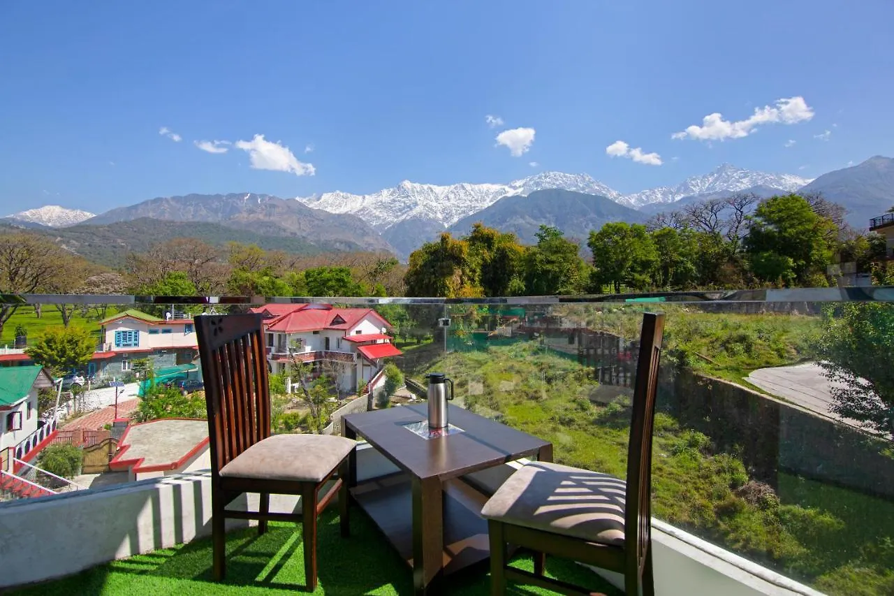Staying Near Kangra Airport: 5 Dharamshala Hotels Compared