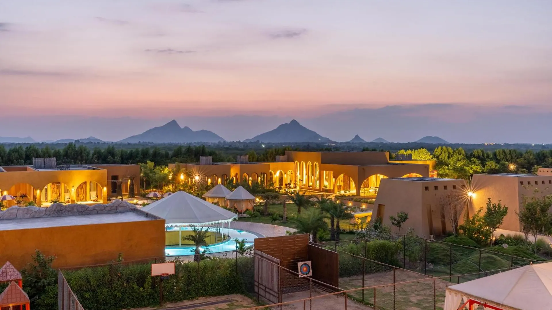 Where to Stay in India: 15 Best Hotels Across the Country