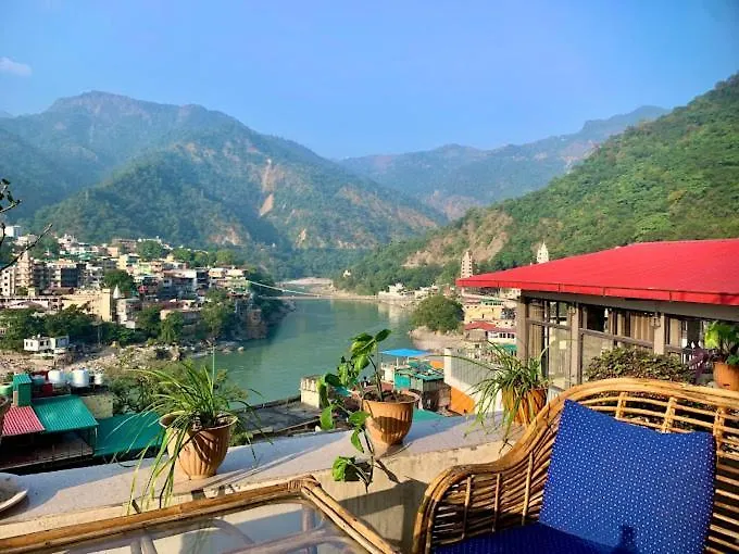 6 Budget Hotels Near Triveni Ghat Worth Booking
