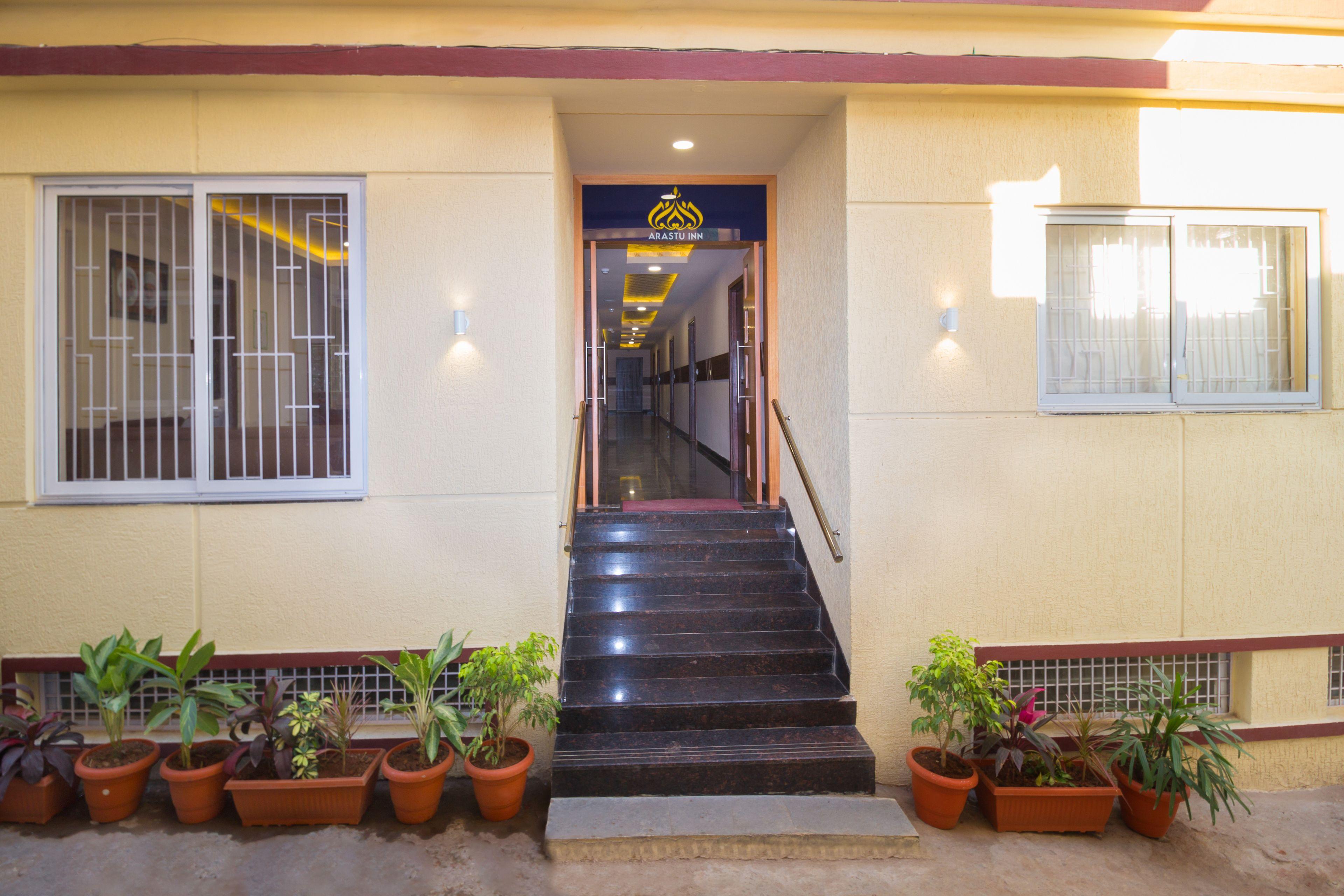 4 Treebo Hotels Near Hyderabad Central Mall Worth Booking
