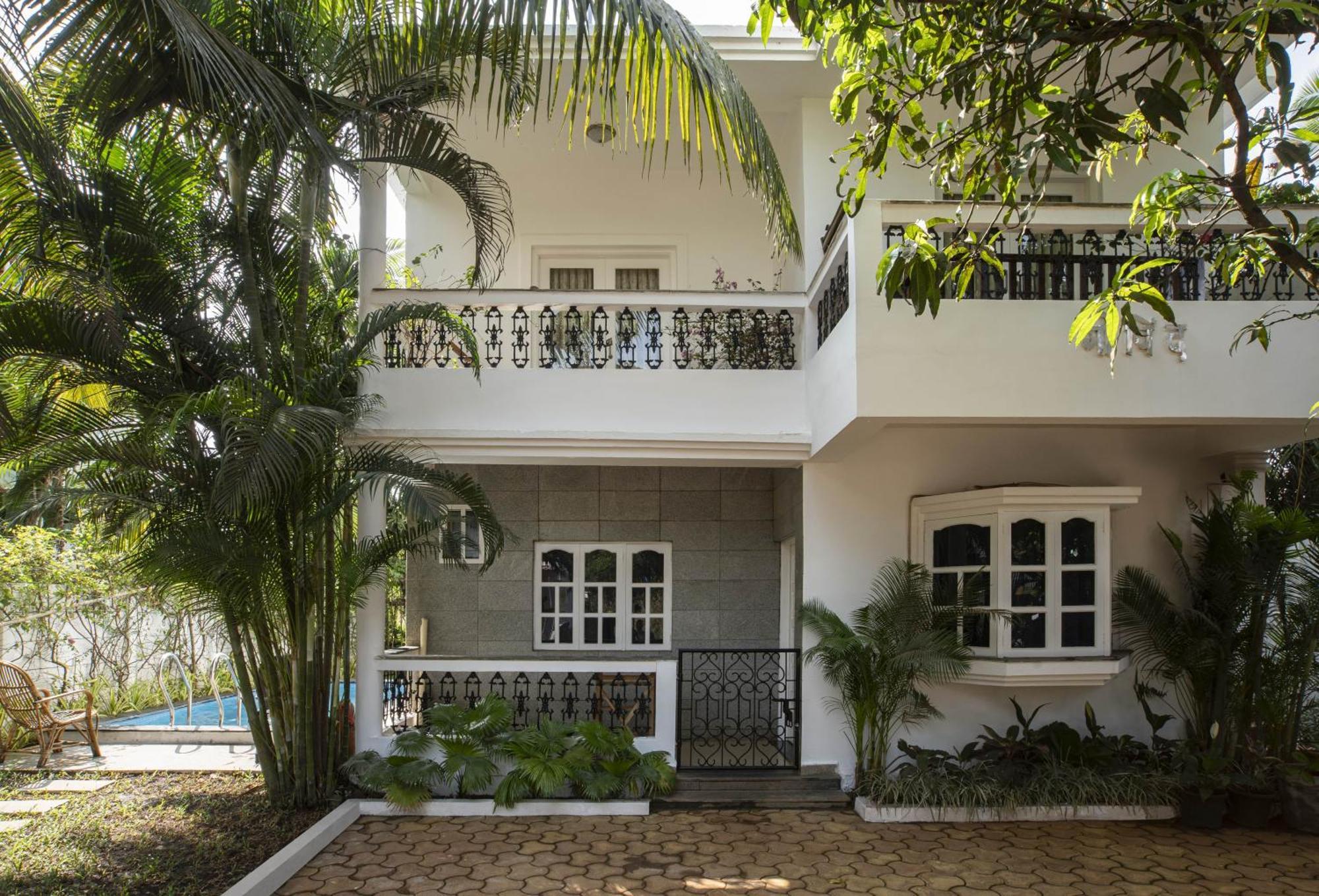 5 Top 4-Star Hotels in Morjim Beach Worth Booking