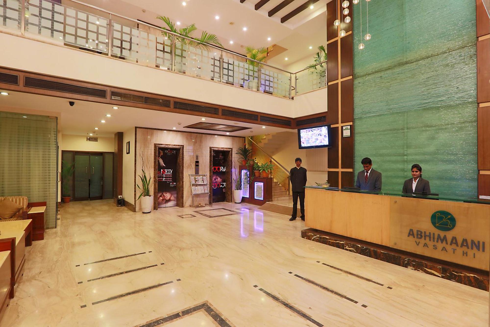 15 Family-Friendly Hotels Close to Garuda Mall Bangalore