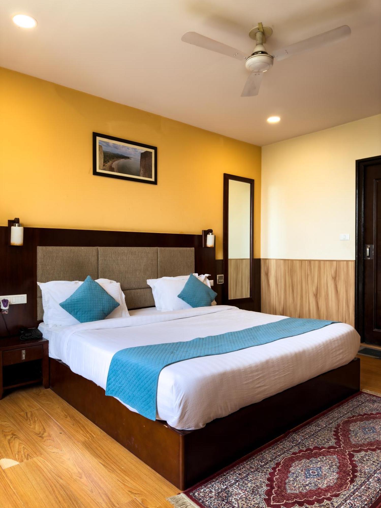 Where to Stay Near Sajjangarh Fort: 13 Best Business Hotels