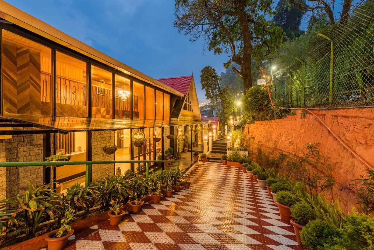 15 Central Darjeeling Hotels Near Japanese Peace Pagoda Worth Booking