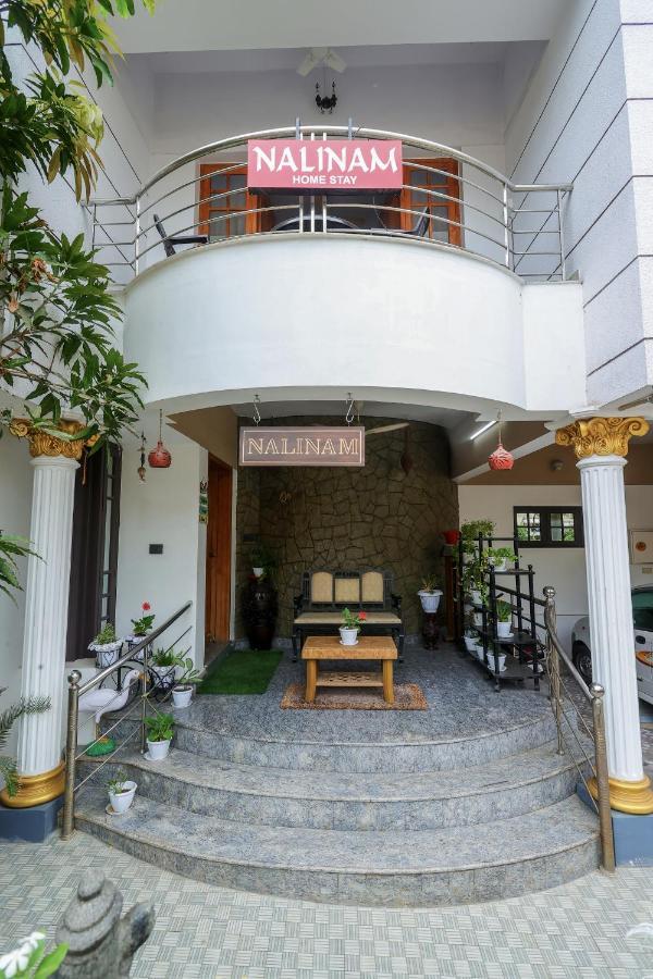 14 Airport Hotels Near Padmanabhaswamy Temple Worth Booking