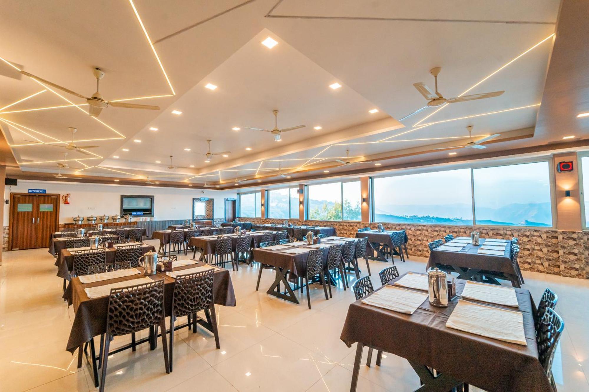 Staying in Panchgani: 5 Family Hotels Compared